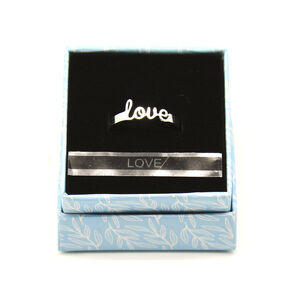 PI-002-LOVE